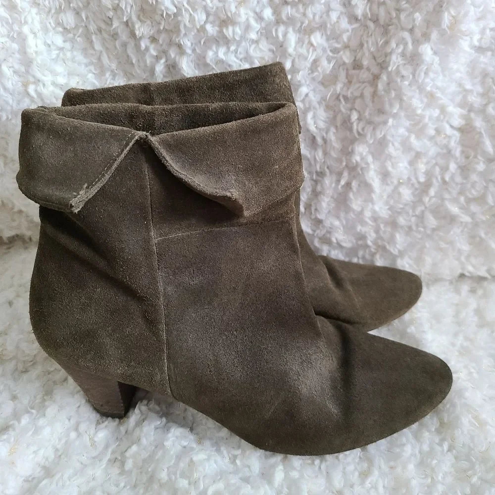 Free People Adella Boot‎ Suede Sage Green Bootie sz 38